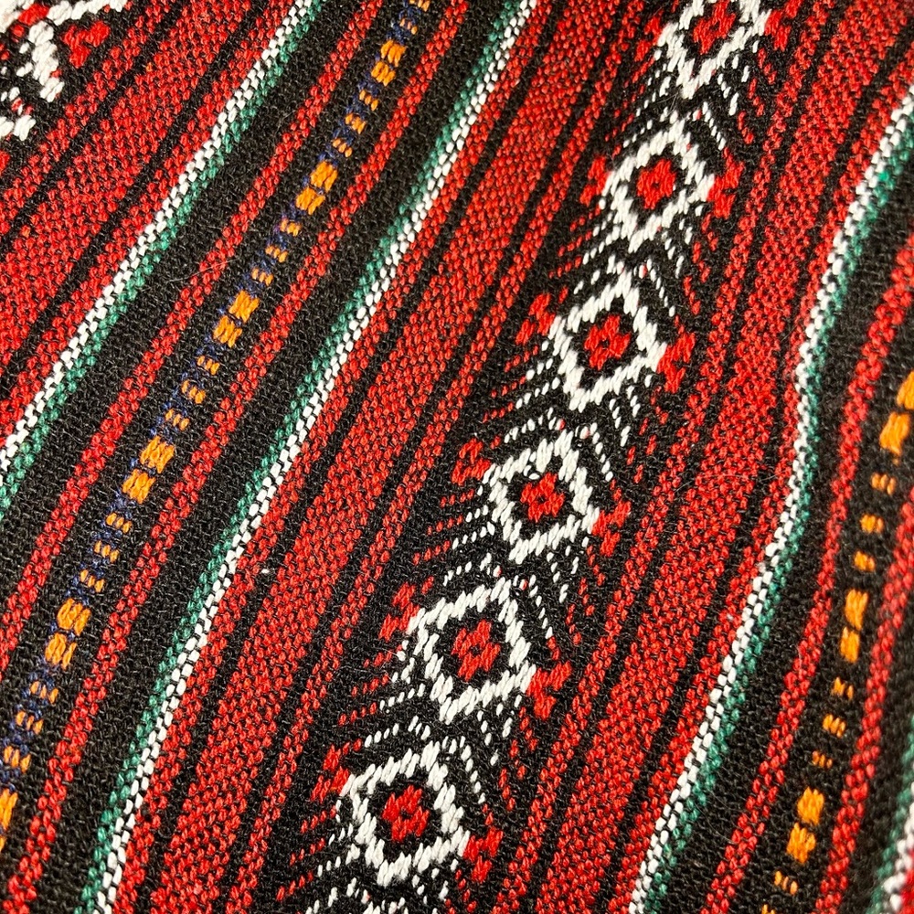 Drug Rug Poncho - Picture 4 of 4